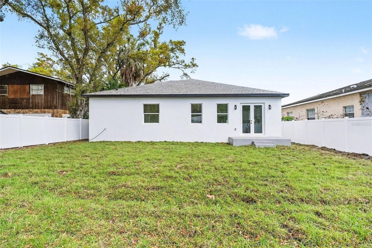 5240 66th Way N, Saint Petersburg, FL 33709 Photo
