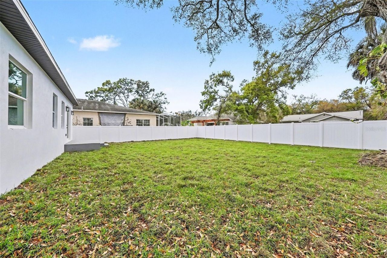 5240 66th Way N, Saint Petersburg, FL 33709 Photo