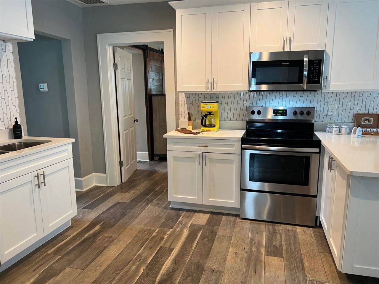 1137 Highland Street S, Saint Petersburg, FL 33701 Photo