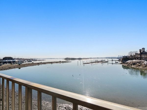 247 Washington Ave, Unit 10, Winthrop, MA 02152