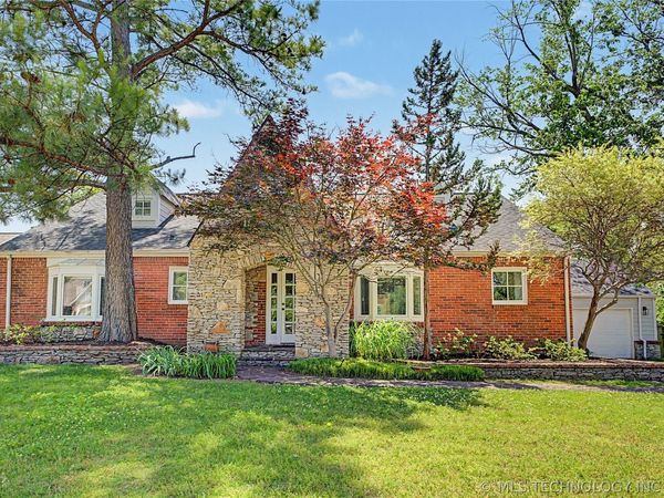 2430 E 17th Place, Tulsa, OK 74104
