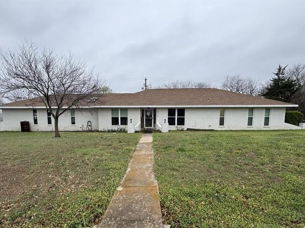 910 Panorama Loop, Waxahachie, TX 75165