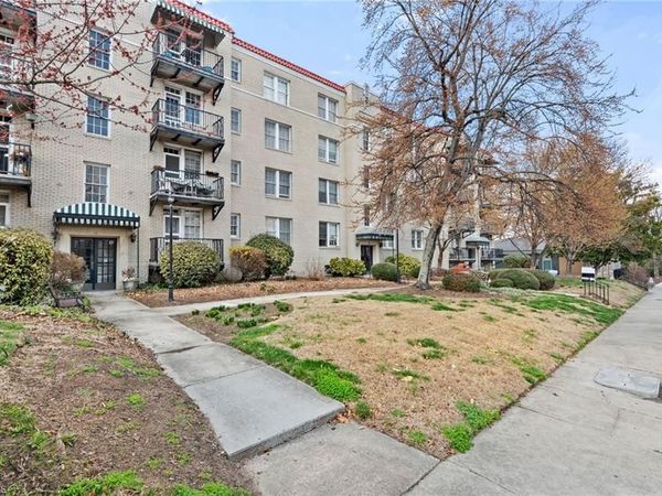 1013 N Elm Street, Unit A2, Greensboro, NC 27401