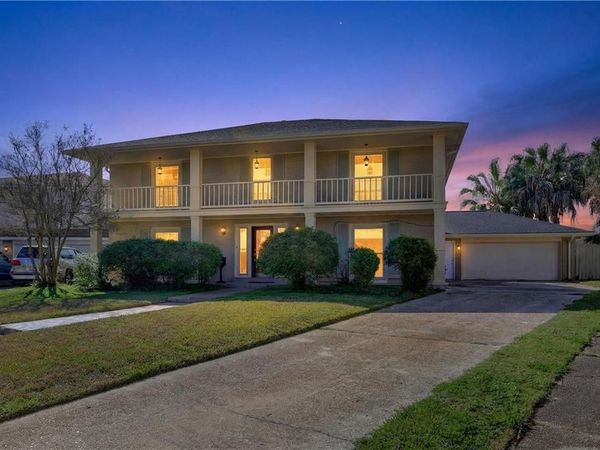 3949 MIMOSA Drive , New Orleans, LA 70131