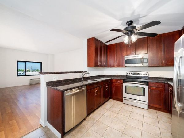 1 Carriage City Plz, Rahway, NJ 07065