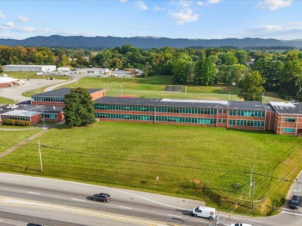 000 East Jackson Boulevard, Jonesborough, TN 37659