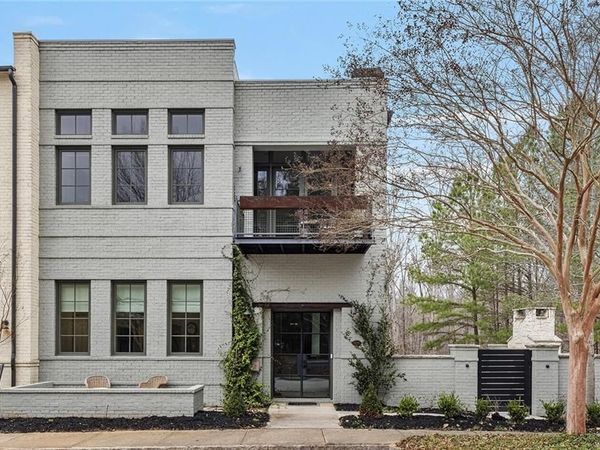 458 Selborne Way, Chattahoochee Hills, GA 30268