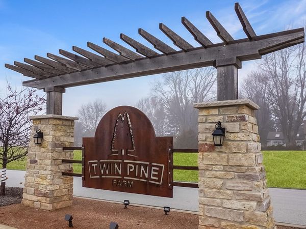 N83W27777 Cress Brook Ct, Lisbon, WI 53029