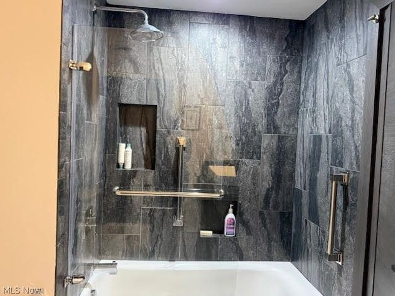 197 W Market Street, Unit 601, Warren, OH 44481 Photo 17