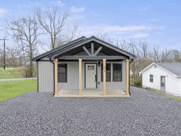 804 Martin St , Clarksville, TN 37040