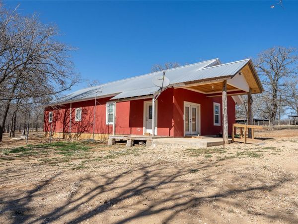 661 Hidden Oak RD , Lockhart, TX 78616