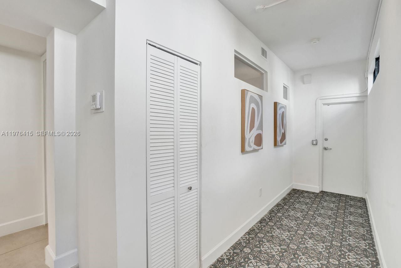 5735 N Bay Rd , Miami Beach, FL 33140 Photo