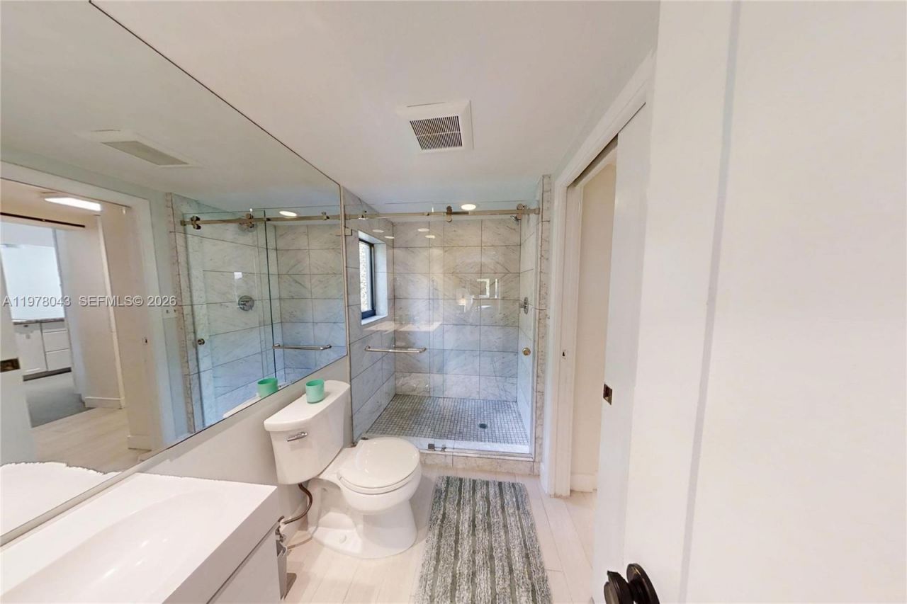 1131 NE 97th St, Miami Shores, FL 33138 Photo