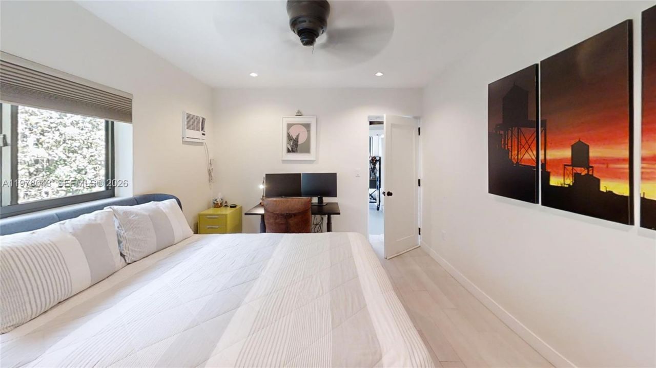 1131 NE 97th St, Miami Shores, FL 33138 Photo