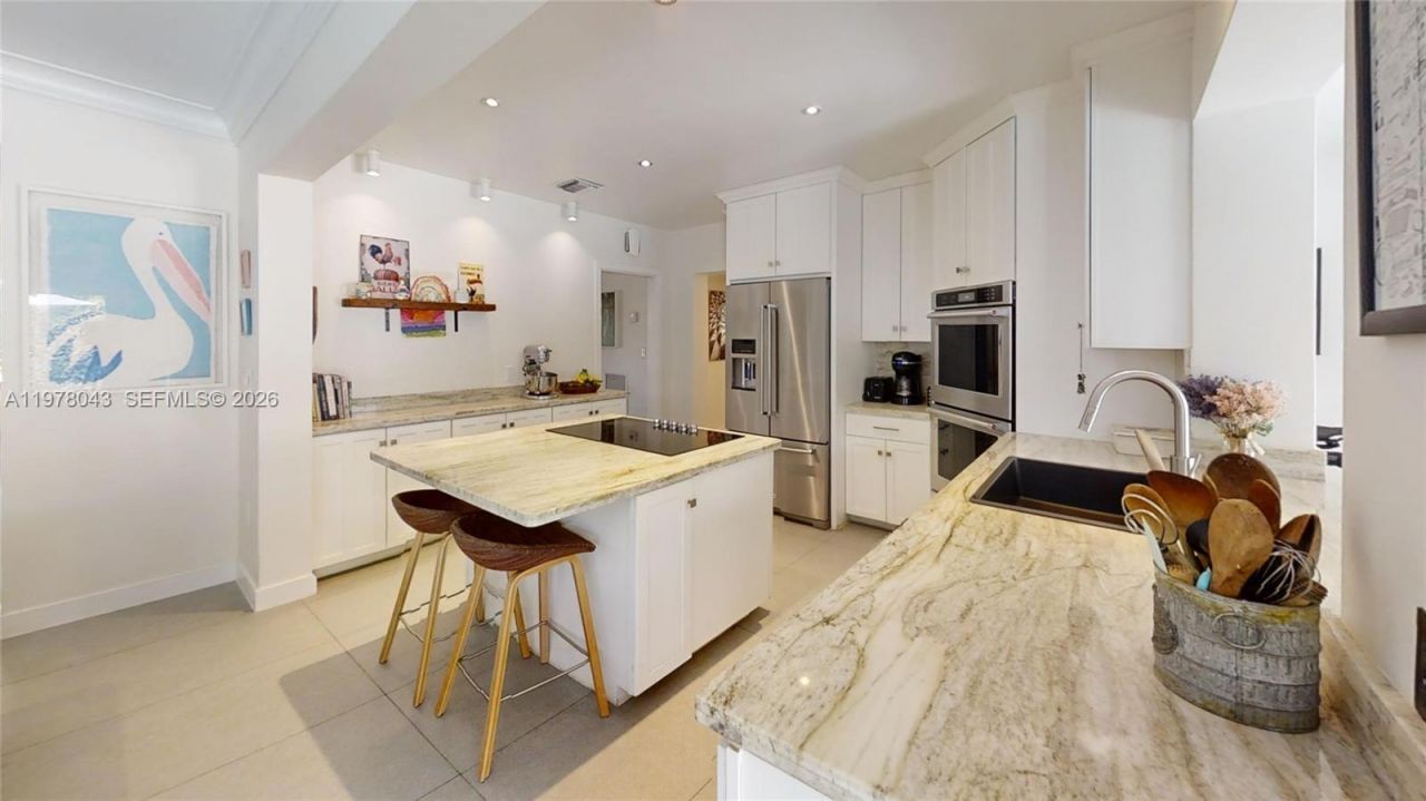 1131 NE 97th St, Miami Shores, FL 33138 Photo