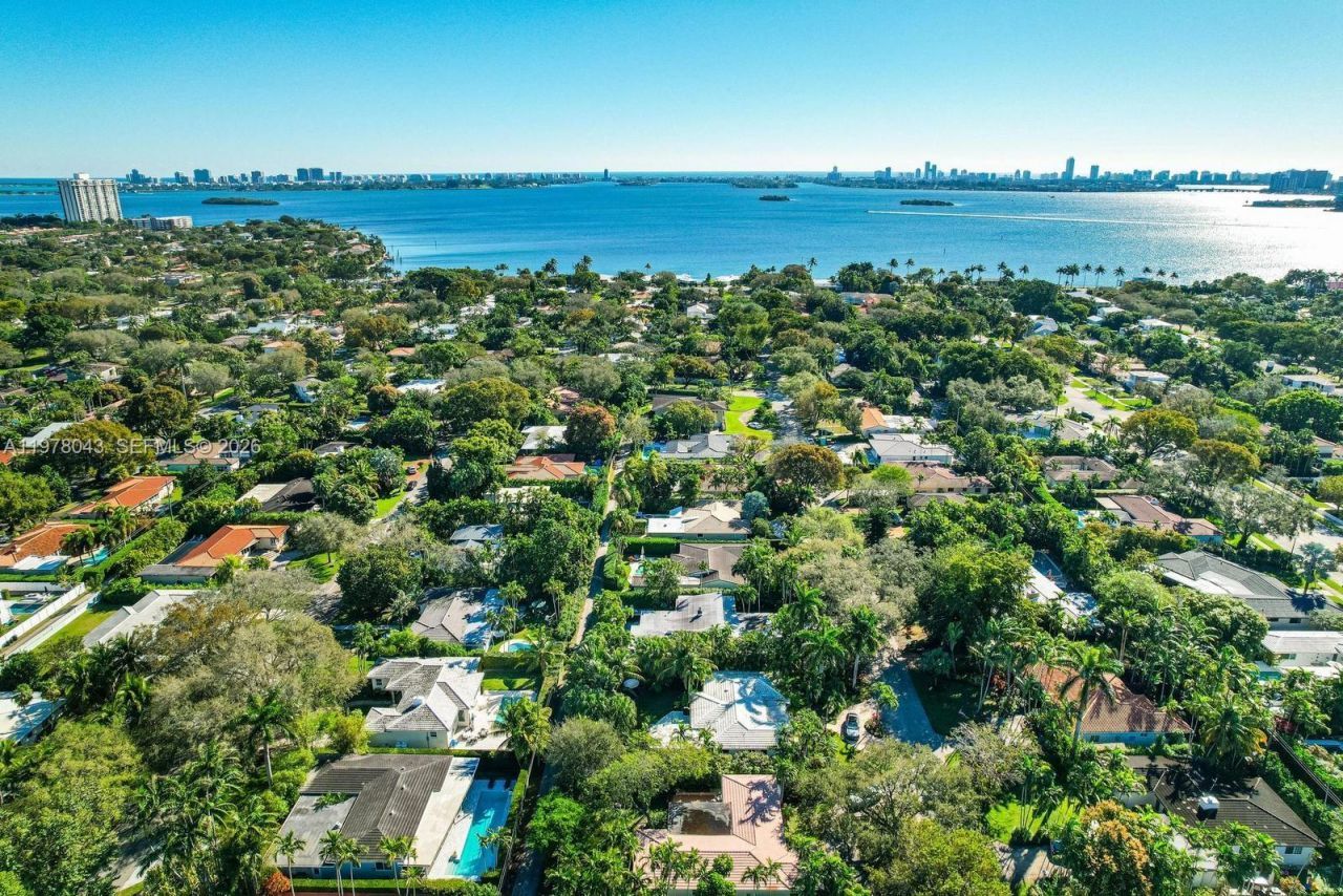 1131 NE 97th St, Miami Shores, FL 33138 Photo