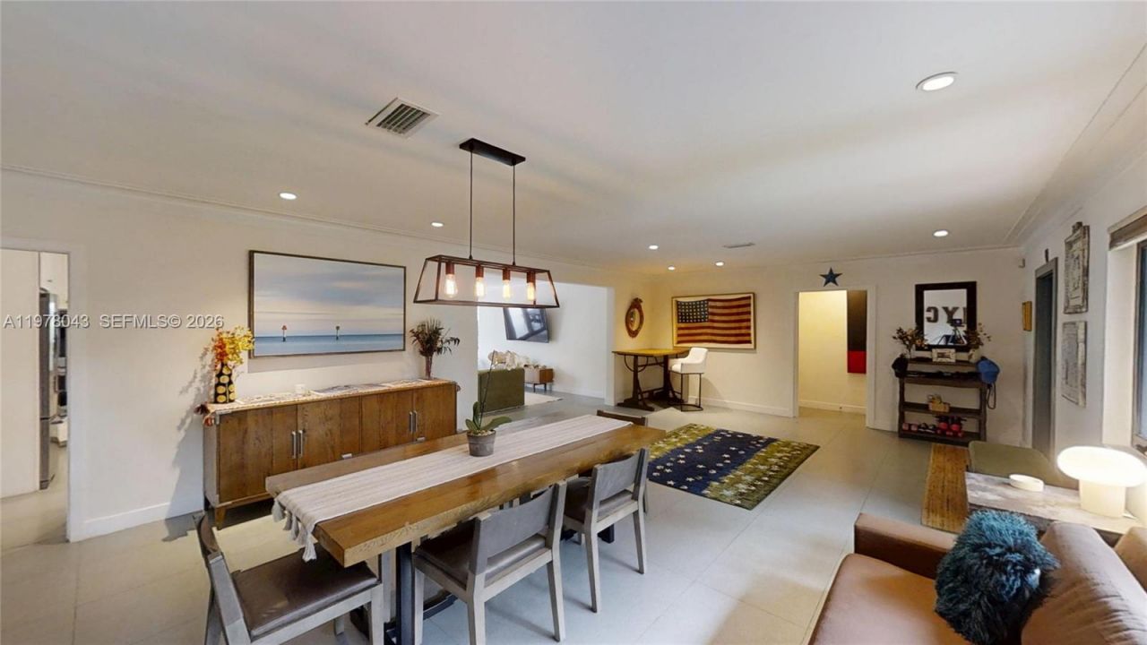 1131 NE 97th St, Miami Shores, FL 33138 Photo