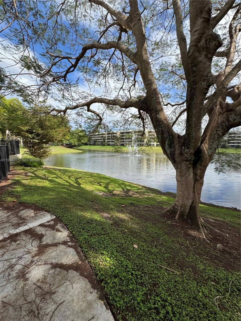 1825 Palm Cove Blvd , Unit 7-204, Delray Beach, FL 33445 Photo