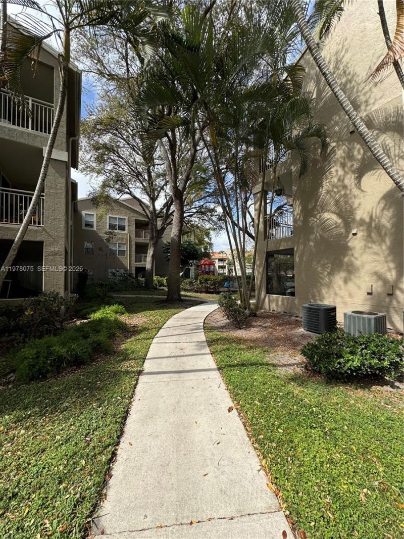 1825 Palm Cove Blvd , Unit 7-204, Delray Beach, FL 33445 Photo