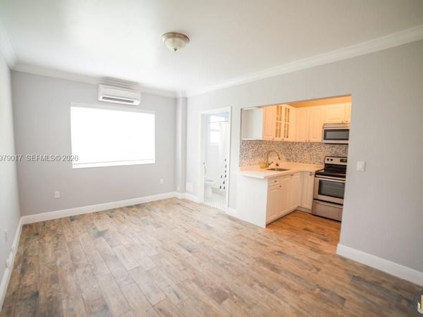 53 NE 49th St, Unit 7, Miami, FL 33137