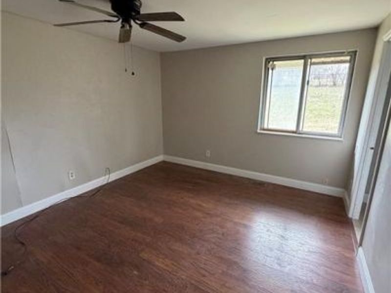 2633 Della Drive, Dayton, OH 45417 Photo 3