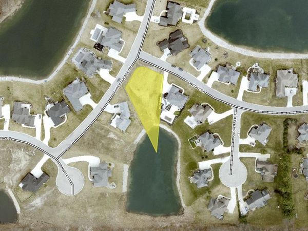 18416 Donegal Drive, South Bend, IN 46637