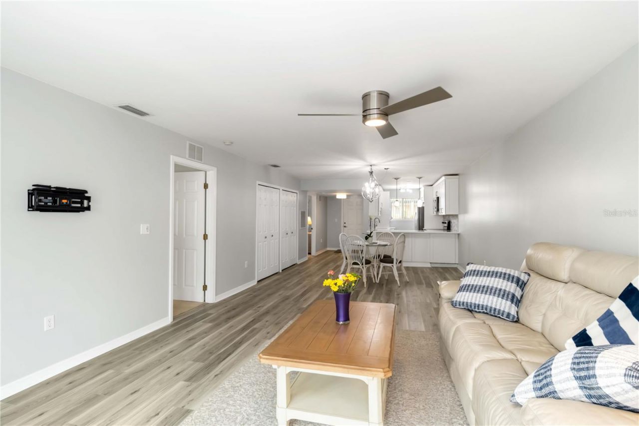 150 Harborside Avenue, Unit 307, Punta Gorda, FL 33950 Photo