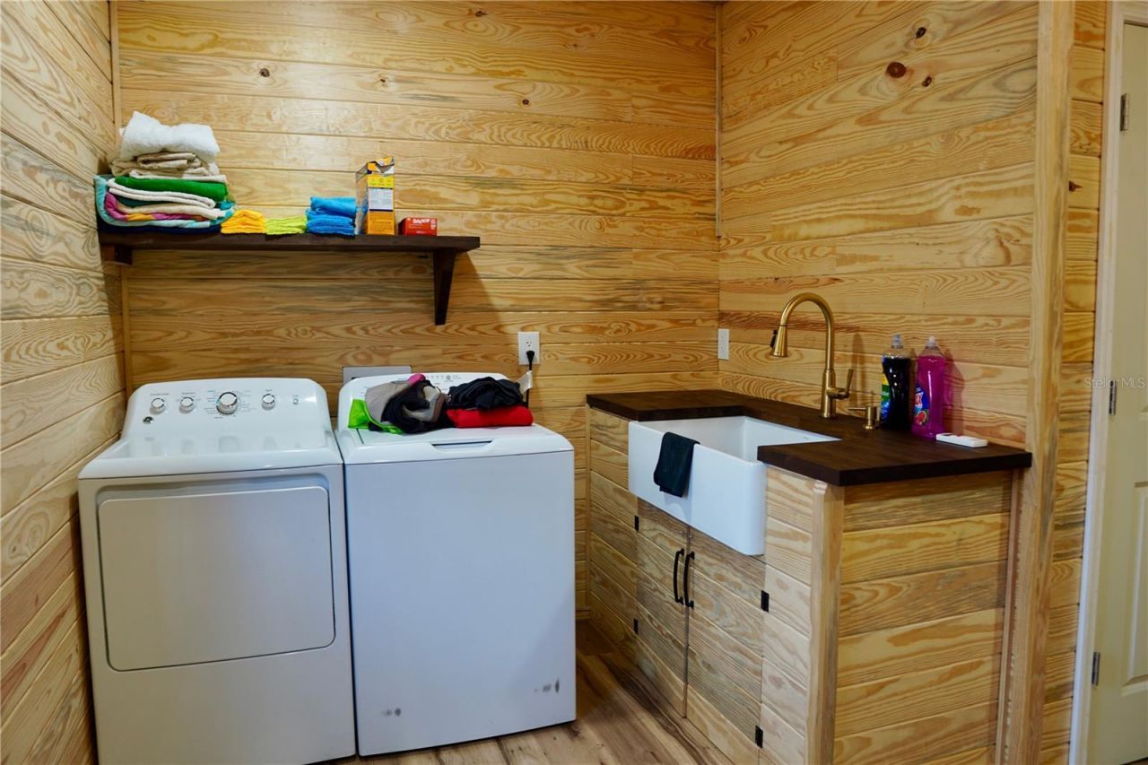 12895 NW Gainesville Road, Reddick, FL 32686 Photo