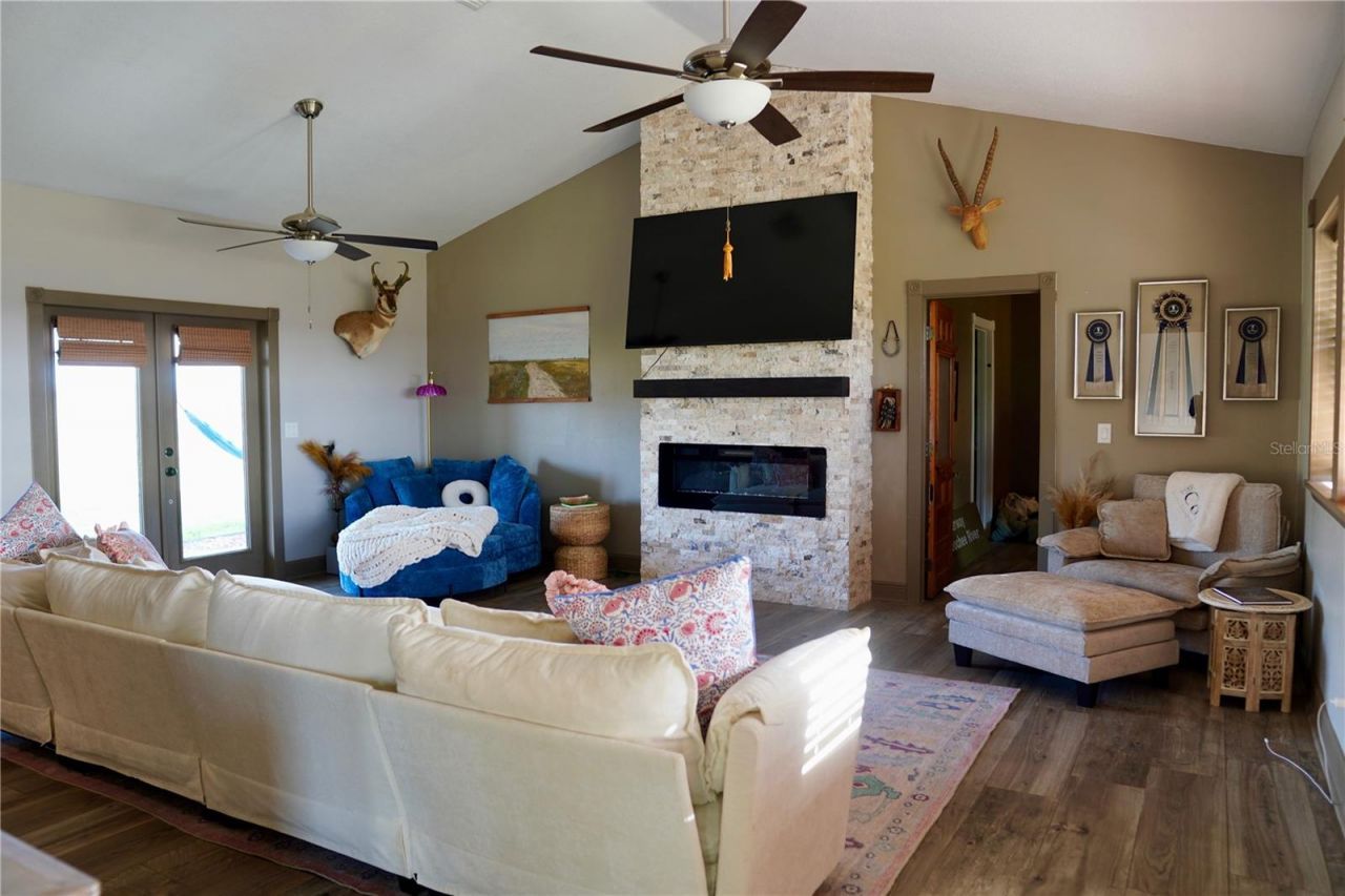 12895 NW Gainesville Road, Reddick, FL 32686 Photo