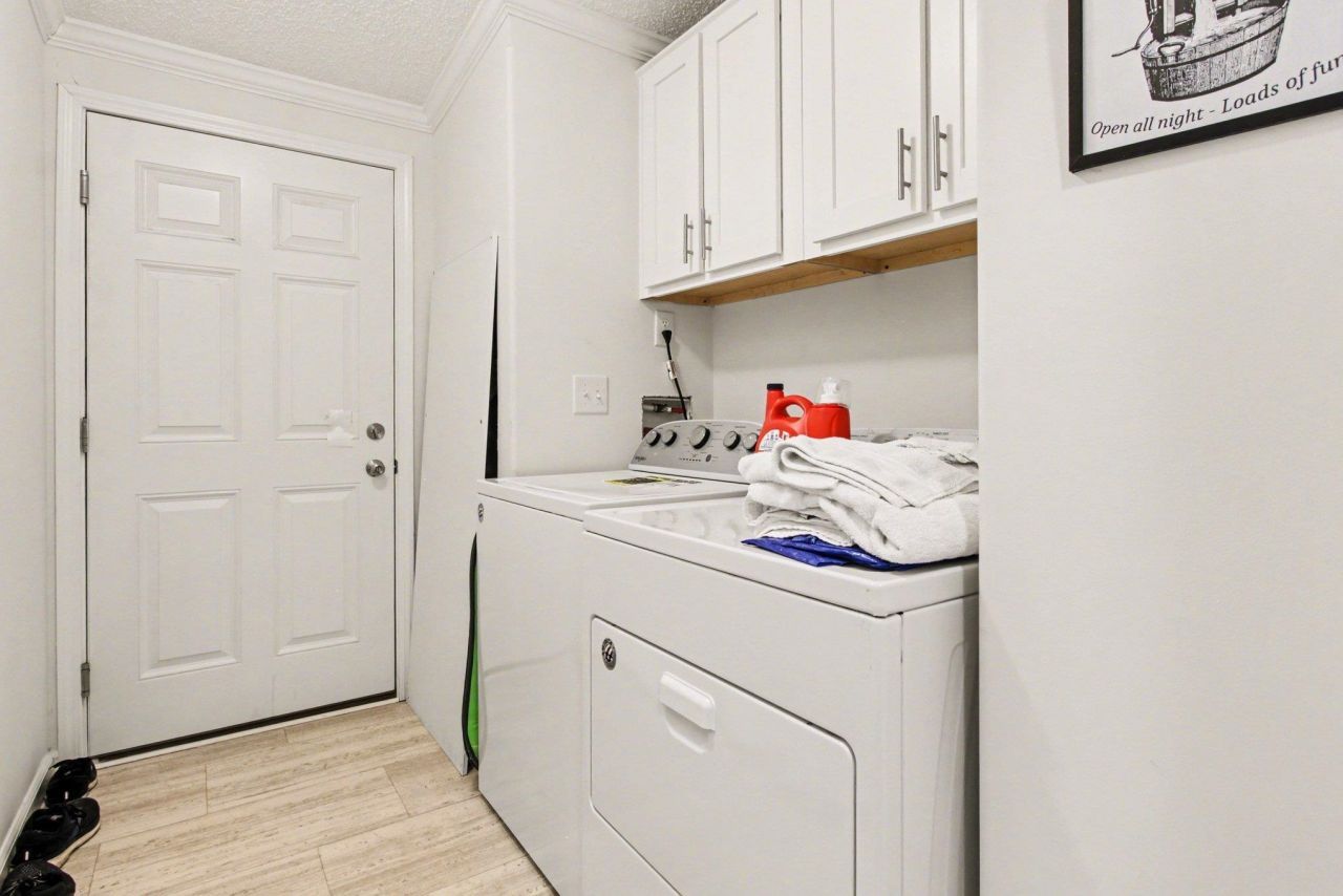 1226 Merrymount Dr. Photo 10