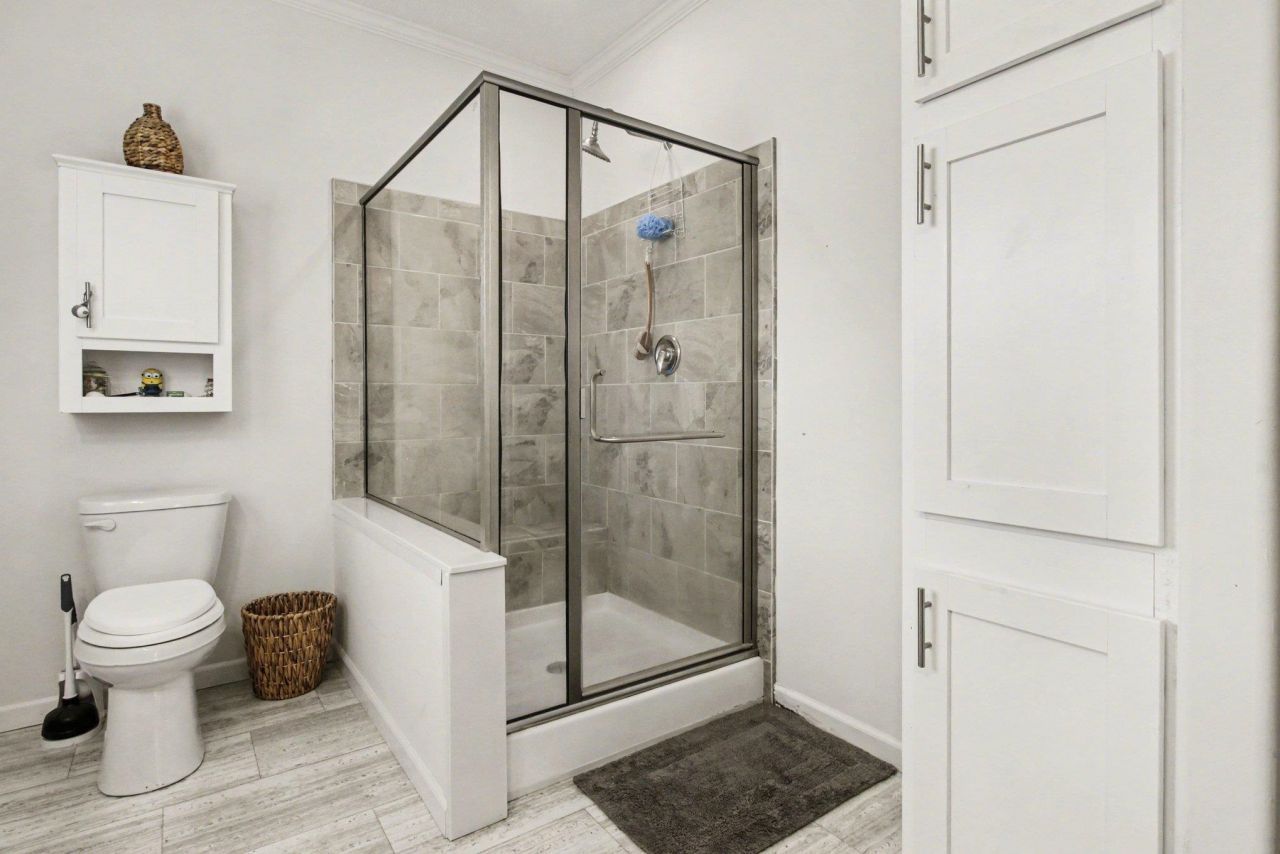 1226 Merrymount Dr. Photo 11