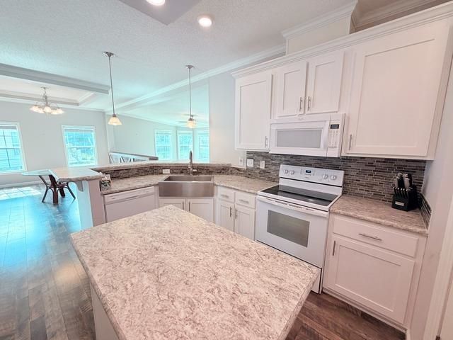 1226 Merrymount Dr. Photo 14