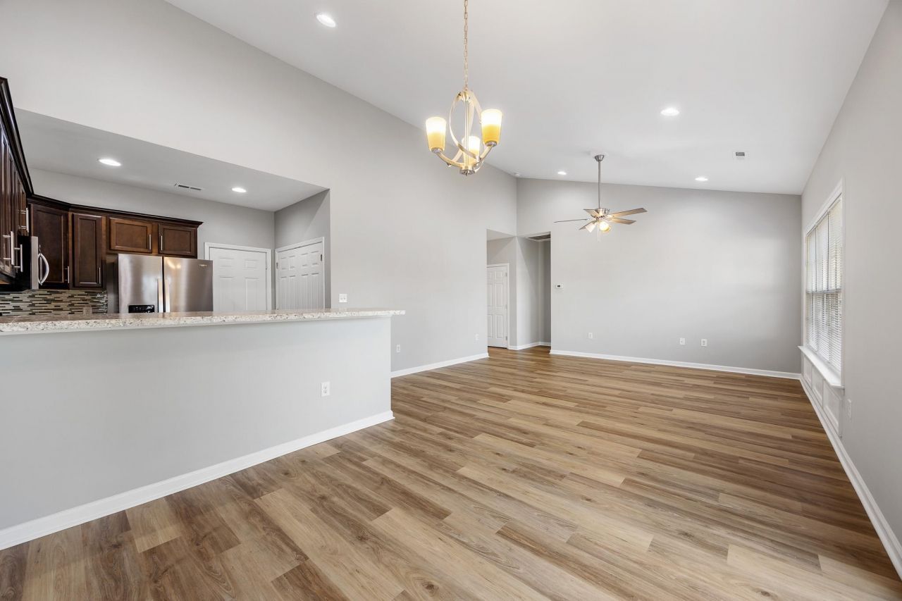 101 Cottage Creek Circle Photo 10