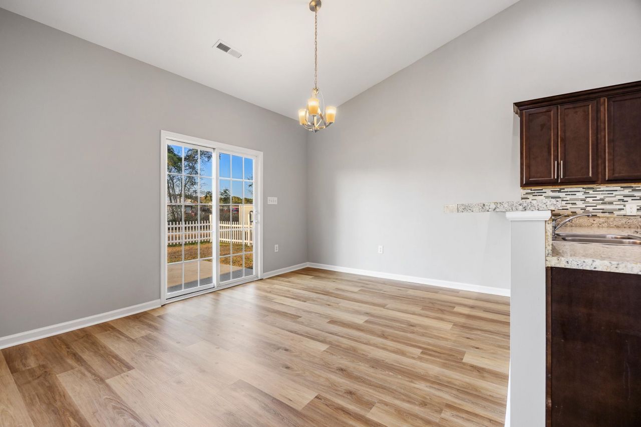 101 Cottage Creek Circle Photo 12