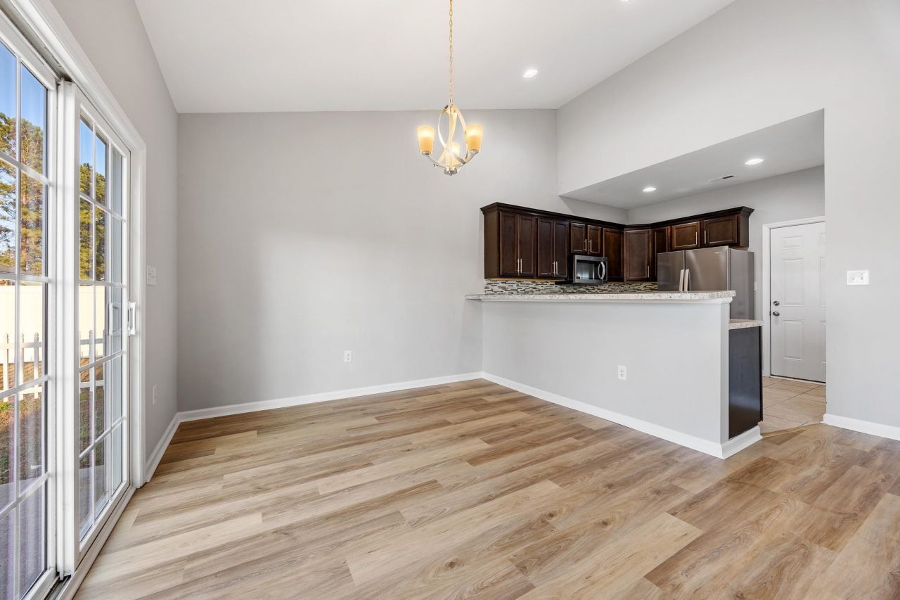 101 Cottage Creek Circle Photo 9