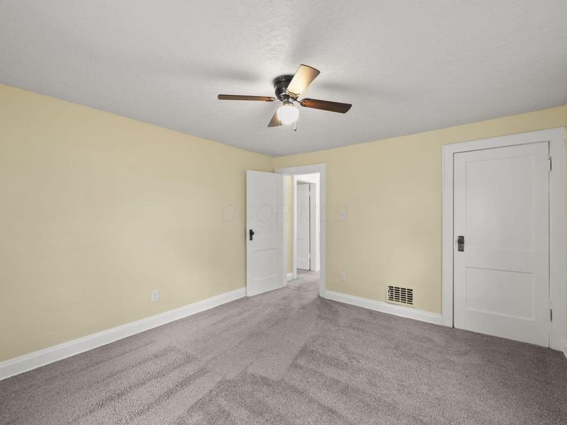 653 E Gates Street , Columbus, OH 43206 Photo 14