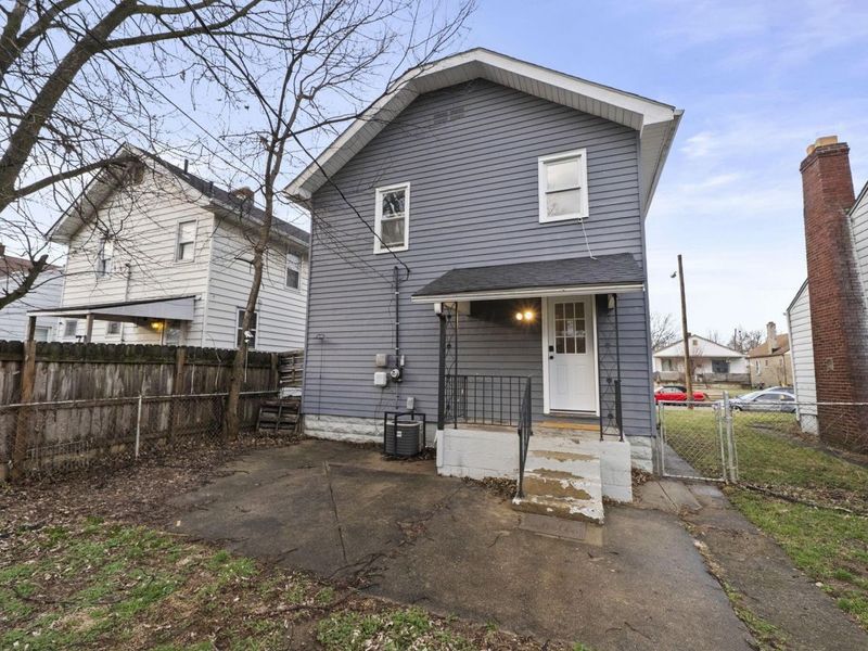 653 E Gates Street , Columbus, OH 43206 Photo 28