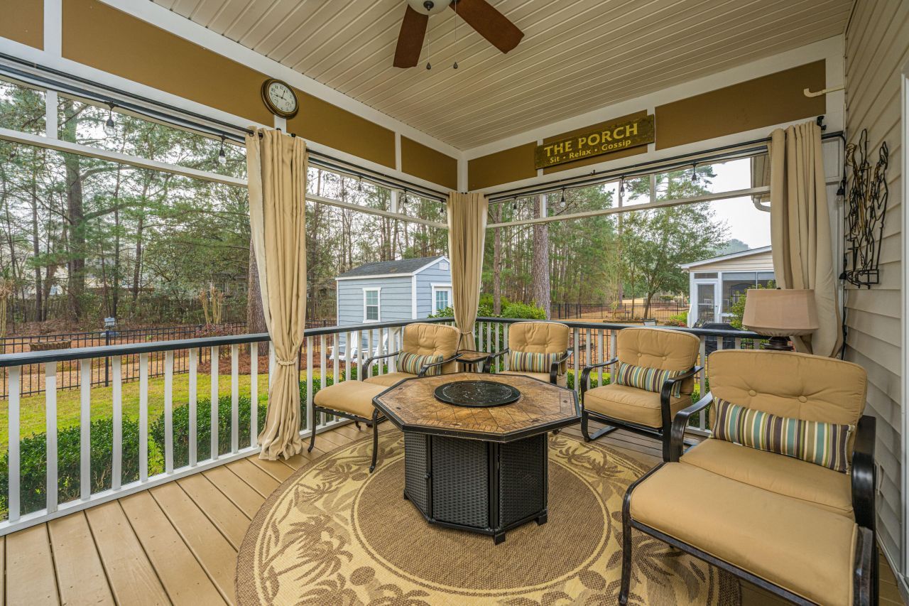 102 Amen Corner Photo 24