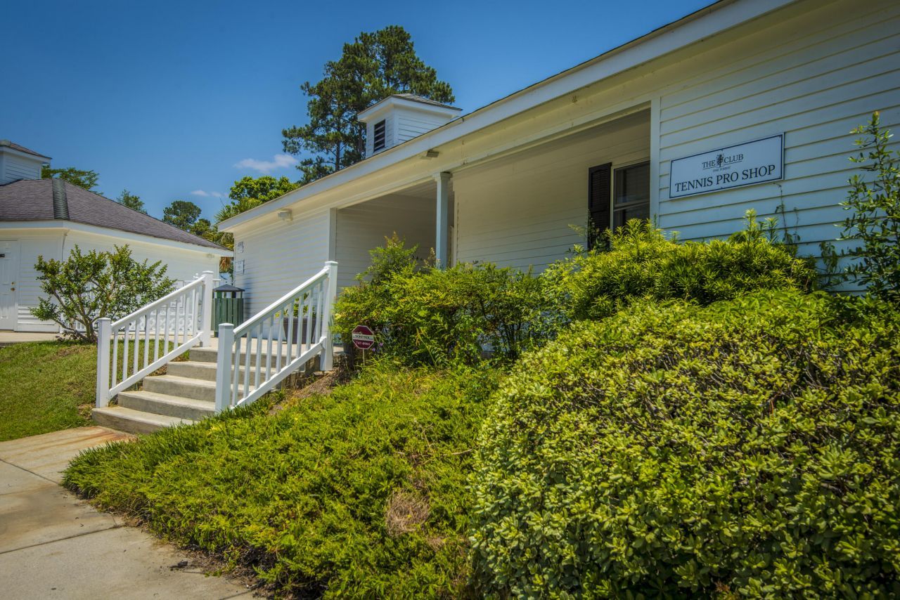 102 Amen Corner Photo 38