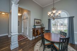 102 Amen Corner photo 4