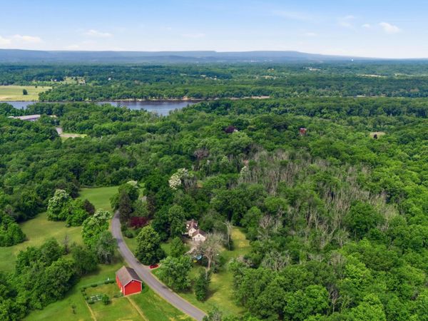 797 Western Road, Castleton On Hudson, NY 12033