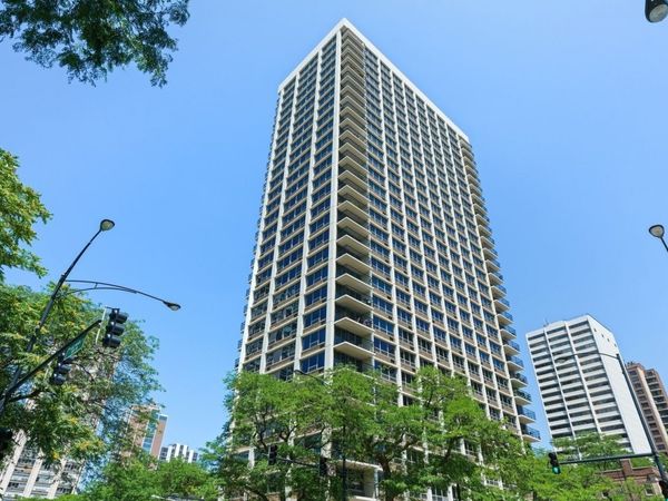 88 W SCHILLER Street , Unit 904L, Chicago, IL 60610