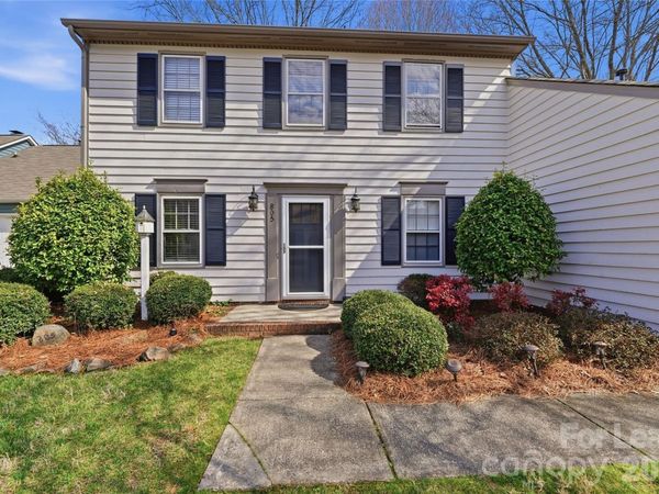 805 Farm Tree Lane , Charlotte, NC 28209