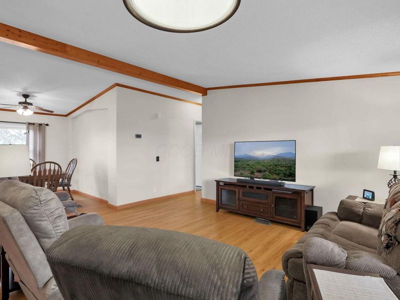 17161 Five Points Pike , Mount Sterling, OH 43143 Photo 9