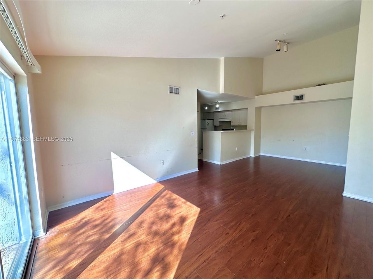 11185 SW 6th St , Unit 303, Pembroke Pines, FL 33025 Photo