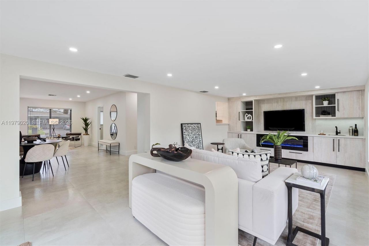 1341 SW 10th St, Fort Lauderdale, FL 33312 Photo