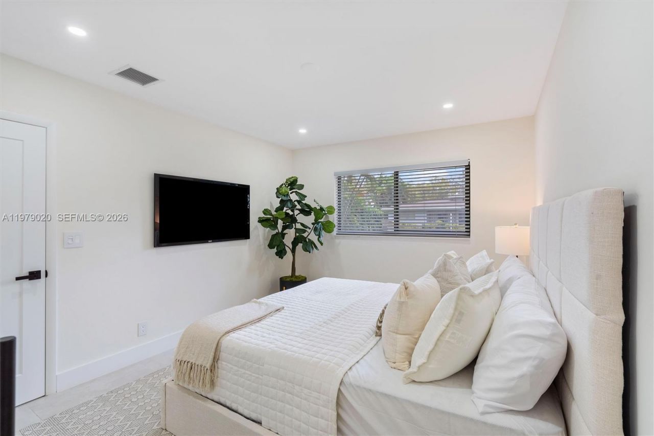 1341 SW 10th St, Fort Lauderdale, FL 33312 Photo