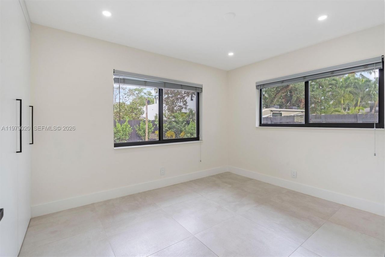 1341 SW 10th St, Fort Lauderdale, FL 33312 Photo