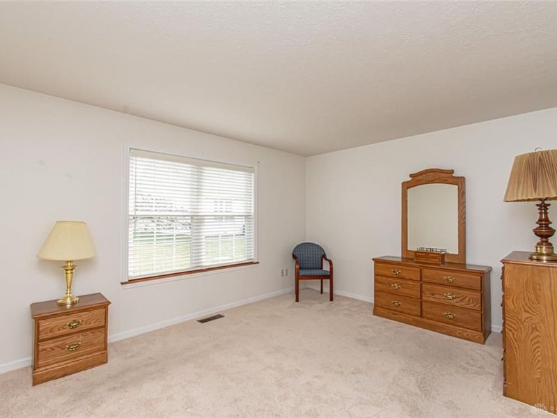 413 Golden Crossing, Eaton, OH 45320 Photo 19