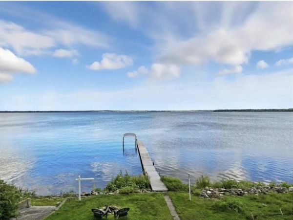 W9595 Lake Drive, Edgerton, WI 53534